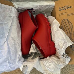 Seavees bodega clogs